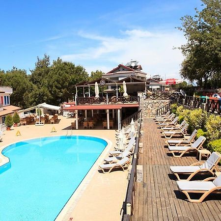 Konfor Suite Otel Cedit المظهر الخارجي الصورة