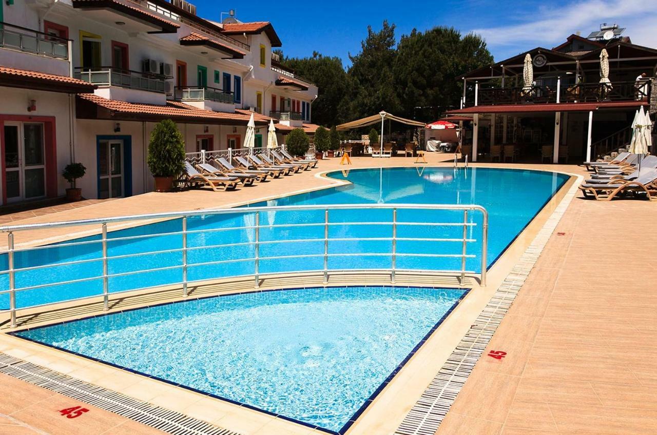 Konfor Suite Otel Cedit المظهر الخارجي الصورة